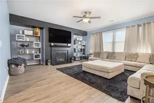 75 Fanleaf Dr, Fairburn, GA 30213 - Photo 9