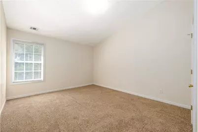 663 Lakes Circle, Lithonia, GA 30058 - Photo 23