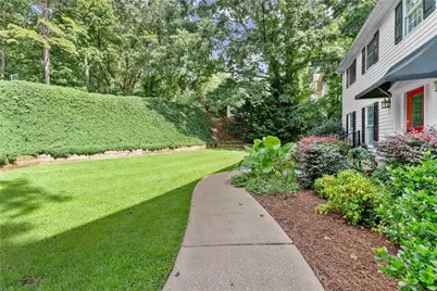 2533 Bridgewater Drive, Gainesville, GA 30506 - Photo 3