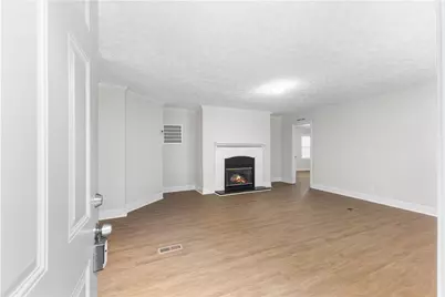 181 Cherry Circle, Hartwell, GA 30643 - Photo 5