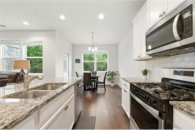 204 Magnolia Creek Way, Woodstock, GA 30188 - Photo 7