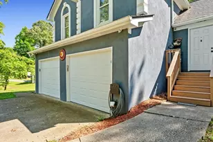 2723 Horseshoe Creek Dr SW, Marietta, GA 30064 - Photo 3