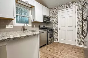 2733 General Schwarzkopf Ct NW, Kennesaw, GA 30152 - Photo 19