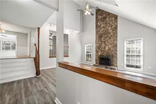 1055 Wellers Ct, Roswell, GA 30076 - Photo 3