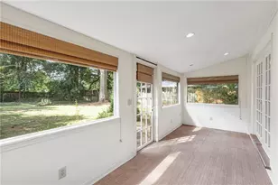 1951 Dresden Dr NE, Brookhaven, GA 30319 - Photo 23