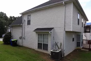 4035 Robin Cir, Atlanta, GA 30349 - Photo 7