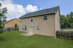 1403 Sparkling Cove Dr, Buford, GA 30518 - Photo 43