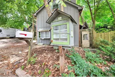 3270 Connally Street, Atlanta, GA 30337 - Photo 5