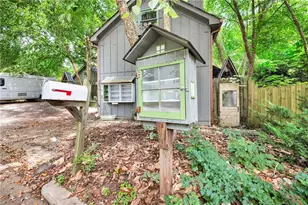 3270 Connally St, Atlanta, GA 30337 - Photo 5