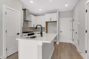 923 Echo Park Dr, Suwanee, GA 30024 - Photo 9