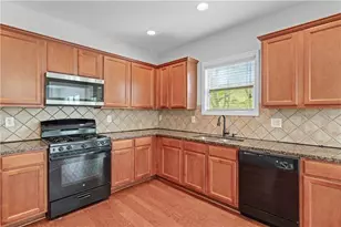 2155 Mindy Ln, Cumming, GA 30041 - Photo 9