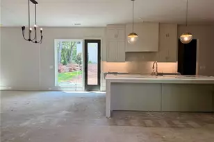 130 Cedarwood Ln, Roswell, GA 30075 - Photo 31