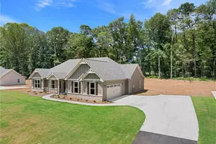 41 Hometown Ct, Jefferson, GA 30549 - Photo 3