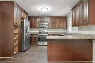 4486 Housworth Dr, Lithonia, GA 30038 - Photo 13