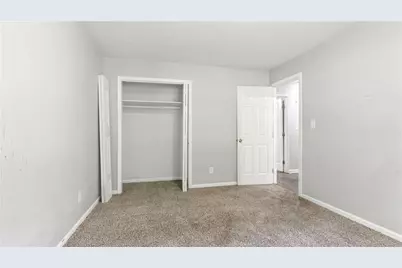 4486 Housworth Drive, Lithonia, GA 30038 - Photo 17