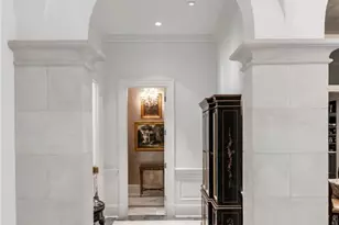 2440 Peachtree Rd NW, Atlanta, GA 30305 - Photo 25