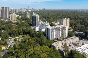 2440 Peachtree Rd NW, Atlanta, GA 30305 - Photo 33