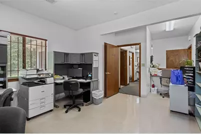 2950 Stone Hogan Conn SW #Bldg 4, Atlanta, GA 30331 - Photo 5