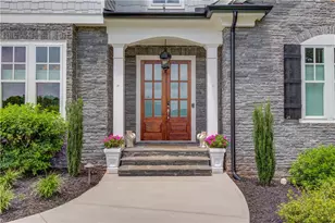 5392 Retreat Dr, Flowery Branch, GA 30542 - Photo 7