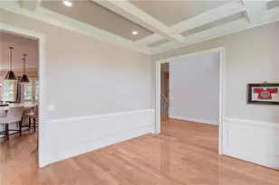 5392 Retreat Dr, Flowery Branch, GA 30542 - Photo 11