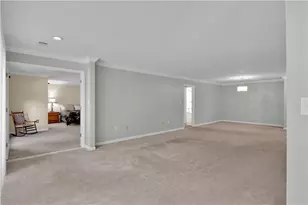 26204 Plantation Dr NE, Atlanta, GA 30324 - Photo 11