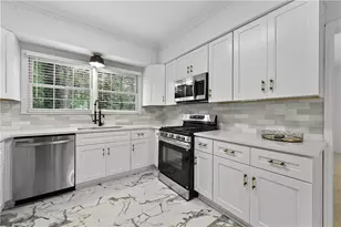 2698 Collier Dr NW, Atlanta, GA 30318 - Photo 19