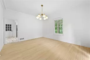 2698 Collier Dr NW, Atlanta, GA 30318 - Photo 9