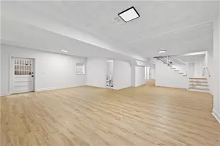 2698 Collier Dr NW, Atlanta, GA 30318 - Photo 37