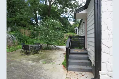 248 Upshaw Street SW, Atlanta, GA 30315 - Photo 17