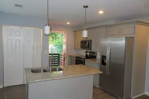 248 Upshaw St SW, Atlanta, GA 30315 - Photo 3