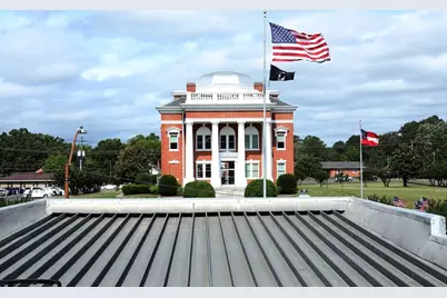 114 N 3rd Avenue, Chatsworth, GA 30705 - Photo 3