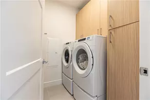 2425 Peachtree Rd NE, Atlanta, GA 30305 - Photo 25