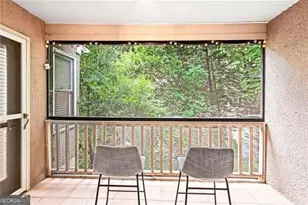 24 Saint Claire Ln, Atlanta, GA 30324 - Photo 5