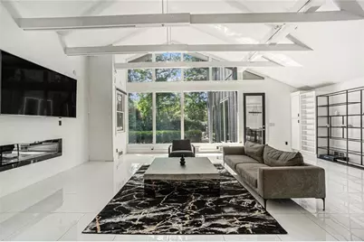 1087 Lee Circle NE, Atlanta, GA 30324 - Photo 7