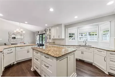 3701 Shallowford Road, Marietta, GA 30062 - Photo 7