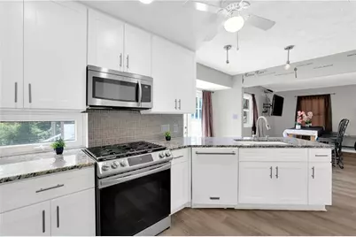 562 Plantation Boulevard, Lawrenceville, GA 30046 - Photo 21