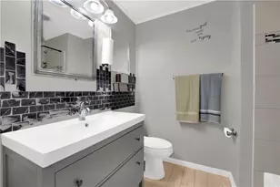 562 Plantation Blvd, Lawrenceville, GA 30046 - Photo 13