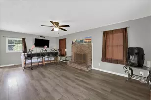 562 Plantation Blvd, Lawrenceville, GA 30046 - Photo 17