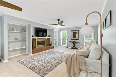 1034 W Mill Drive NW, Kennesaw, GA 30152 - Photo 7