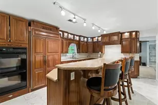 1034 W Mill Dr NW, Kennesaw, GA 30152 - Photo 9