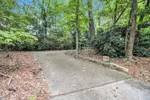 1151 Gavinwood Pl, Decatur, GA 30033 - Photo 3