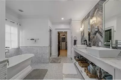 1812 Wellbourne Drive NE, Atlanta, GA 30324 - Photo 33