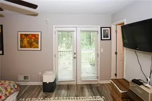 419 Creekside Ln, Woodstock, GA 30188 - Photo 9