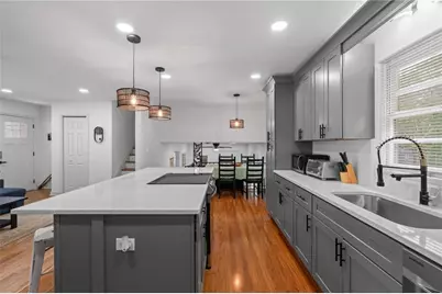 799 Pine Roc Drive, Stone Mountain, GA 30083 - Photo 9