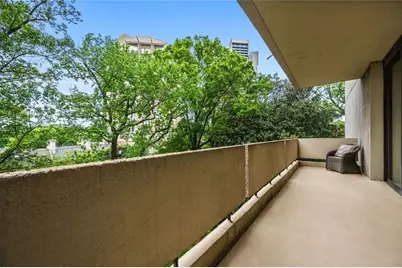 2575 Peachtree Road NE #8D, Atlanta, GA 30305 - Photo 31