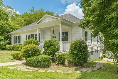 1493 Vesta, Atlanta, GA 30337 - Photo 3