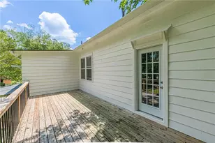 1493 Vesta, Atlanta, GA 30337 - Photo 15