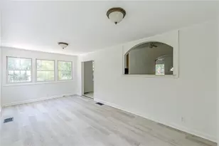 1493 Vesta, Atlanta, GA 30337 - Photo 33