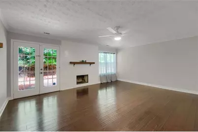 4255 Glen Iris Drive, Cumming, GA 30040 - Photo 11