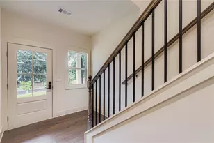 2127 Nichols Ln, Decatur, GA 30032 - Photo 5